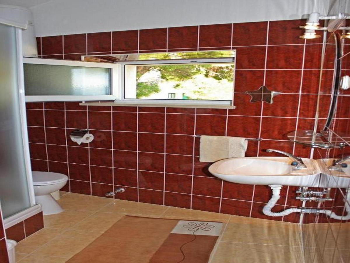 Apartments Racic Bol Bagian luar foto