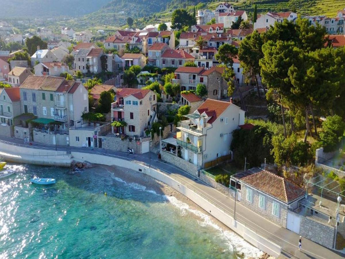Apartments Racic Bol Bagian luar foto